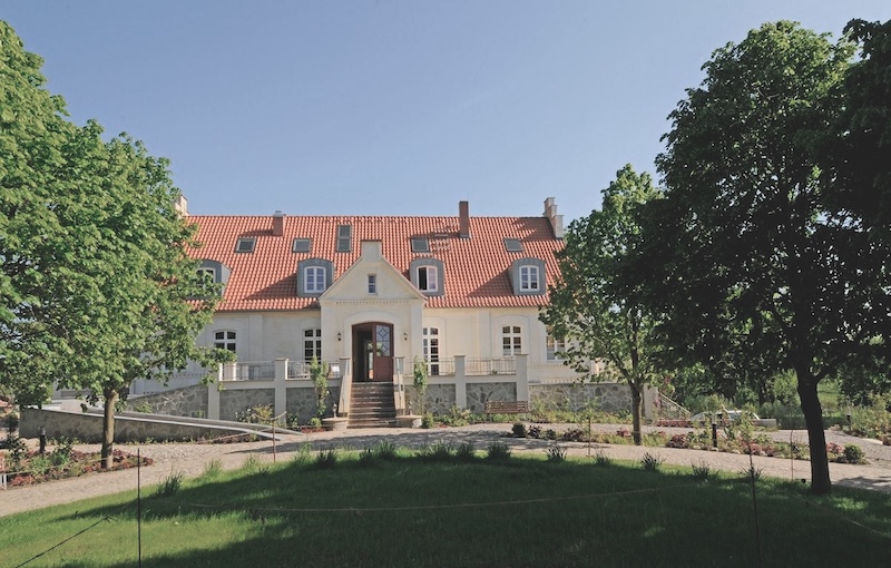 Hotel Gutshaus Parin Vorderansicht